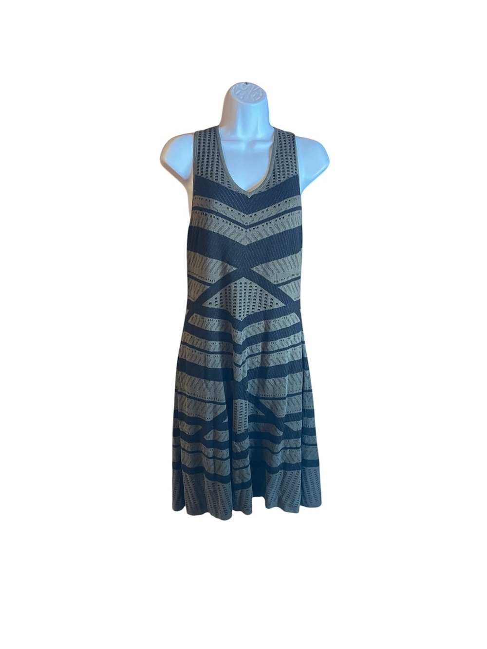 Mossimo geometric V‑Neck Dress